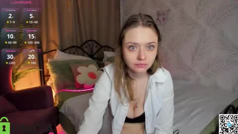 Linda Bella online show from December 2025 12:51:01 AM