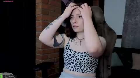 Bella Stink online show from July 2026 01:01:01 AM