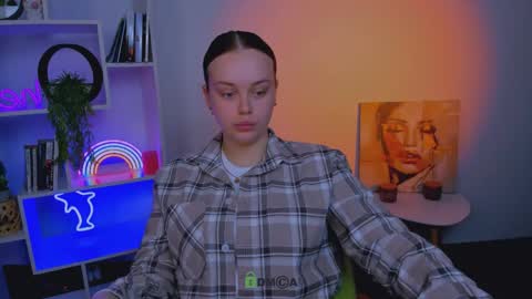 Snapshot of bella_sunshine1 chatting on March 2026 12:42:02 PM alexa online show from March 2026 12:42:02 PM