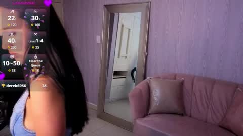 Bella online show from May 2026 04:04:02 PM