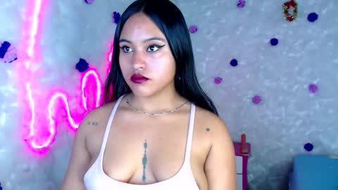Snapshot of bella_warzon chatting on February 2026 09:49:02 AM bella_warzon online show from February 2026 09:49:02 AM