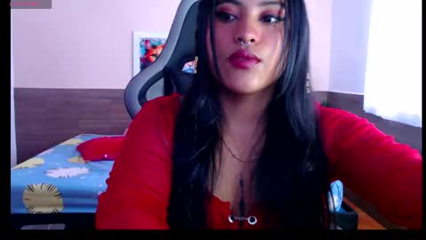 bella_warzon online show from April 2026 08:10:01 PM