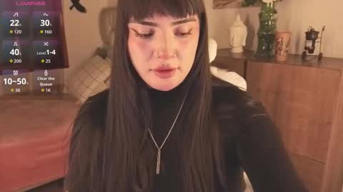 Snapshot of bellaa_miller chatting on December 2025 11:38:02 AM Bella online show from December 2025 11:38:02 AM