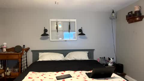 Snapshot of bellabeanz chatting on February 2025 02:20:02 PM Roxy Rain online show from February 2025 02:20:02 PM