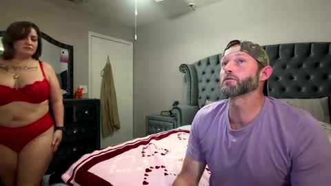 Snapshot of bellabeanz chatting on February 2026 08:01:02 PM Roxy Rain online show from February 2026 08:01:02 PM