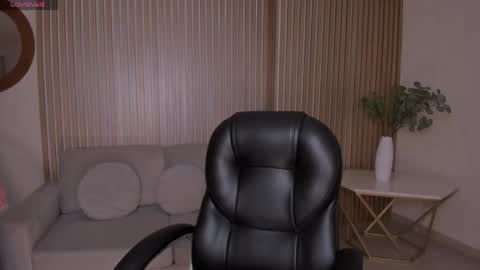  Bella C  online show from May 2026 08:27:02 PM