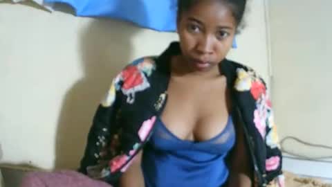 bellaena online show from April 2026 02:09:02 AM