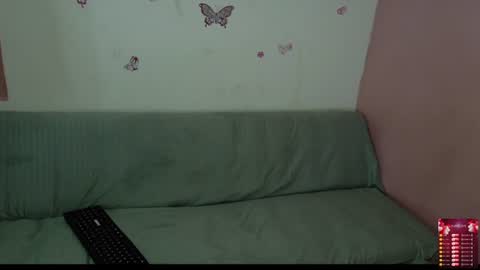 Snapshot of bellah_rose_squirt chatting on June 2026 03:15:01 AM Bella online show from June 2026 03:15:01 AM