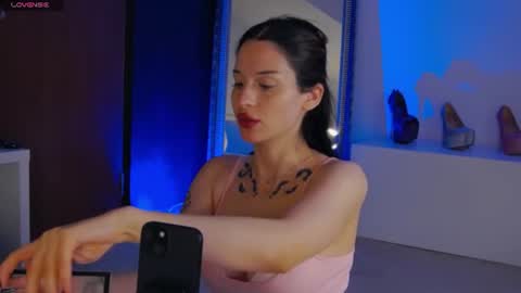 Bella online show from July 2026 10:32:01 AM