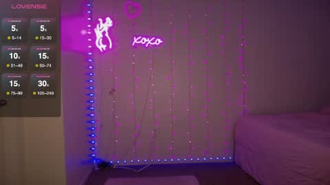 Bella Monroe online show from May 2026 05:03:01 AM