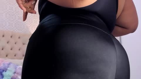 Snapshot of bellanixs chatting on November 2025 03:39:02 AM Bella Nix big tits online show from November 2025 03:39:02 AM