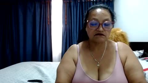 bellanocturna_ online show from July 2026 07:15:02 PM