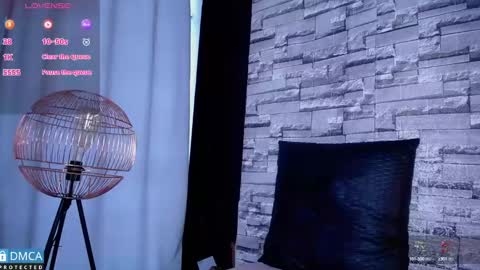   online show from February 2025 05:53:01 PM