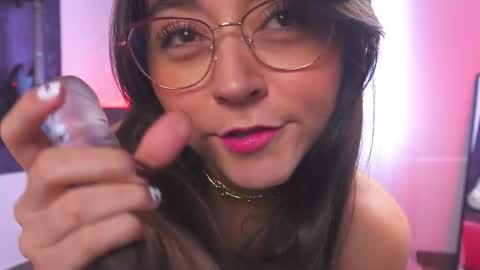 Snapshot of bellapazzia13 chatting on January 2026 04:44:01 PM online show from January 2026 04:44:01 PM