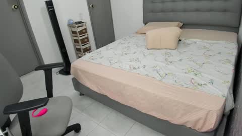 Bella  Angelycal online show from February 2025 03:24:02 PM