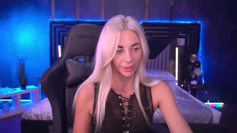 Snapshot of bellarayyy chatting on September 2025 08:41:01 PM Bella online show from September 2025 08:41:01 PM