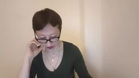 Emma online show from June 2026 07:08:02 PM