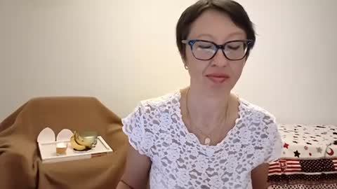 Emma online show from July 2026 07:23:01 PM