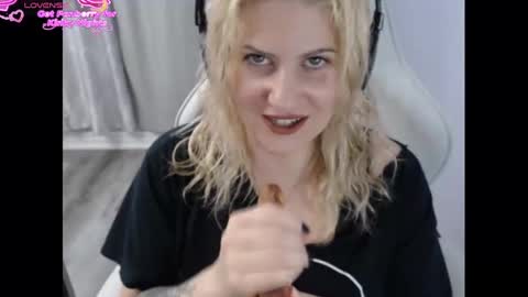 Starr40 online show from November 2025 01:33:02 PM