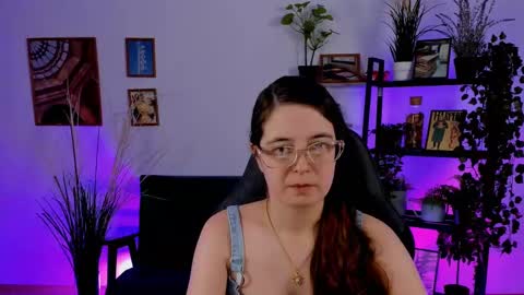 Snapshot of bellatrixllestrange chatting on January 2025 10:55:02 PM Bella. Ntmu online show from January 2025 10:55:02 PM