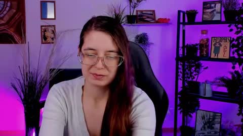 Snapshot of bellatrixllestrange chatting on January 2025 07:40:01 PM Bella. Ntmu online show from January 2025 07:40:01 PM