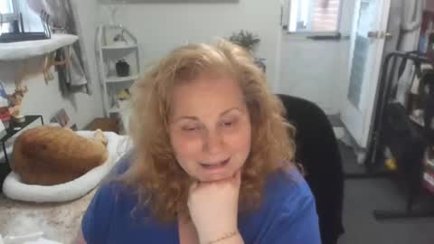 Bellavoca online show from October 2025 12:15:02 PM