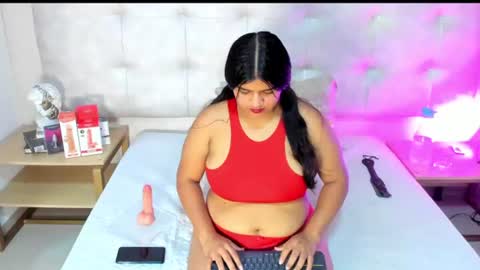 Snapshot of bellawilliams1 chatting on June 2026 04:22:02 AM BellaWIlliams online show from June 2026 04:22:02 AM
