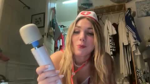 Bella 3 online show from May 2026 05:46:02 AM