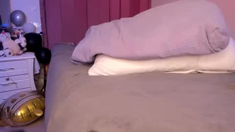 Bella online show from December 2024 02:20:02 AM