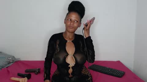 Snapshot of belle_255 chatting on January 2026 12:21:02 PM Belle255 online show from January 2026 12:21:02 PM