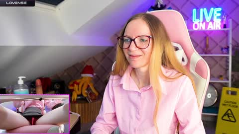 Snapshot of belle_alice chatting on December 2024 07:54:02 AM Alice online show from December 2024 07:54:02 AM