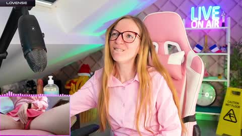 Snapshot of belle_alice chatting on January 2025 10:46:01 AM Alice online show from January 2025 10:46:01 AM