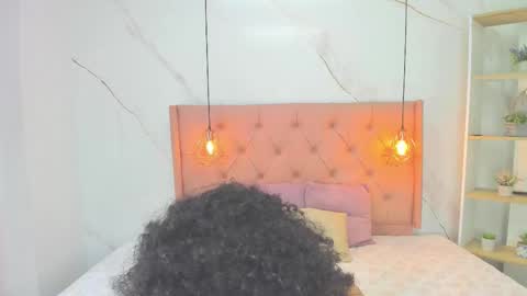 Snapshot of belle_brunette chatting on February 2026 12:30:02 PM belle online show from February 2026 12:30:02 PM