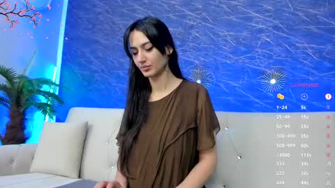 Snapshot of belle_emmanuelle chatting on June 2026 06:09:01 PM Karah online show from June 2026 06:09:01 PM