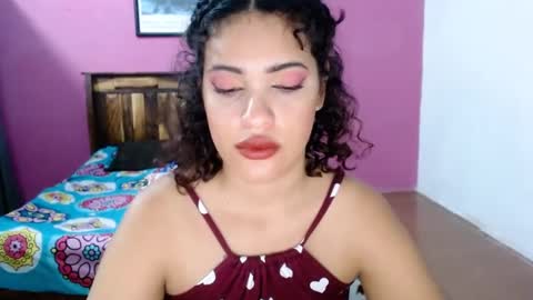 Snapshot of belle_katty000 chatting on November 2025 08:19:02 PM SOFIA online show from November 2025 08:19:02 PM