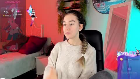 Snapshot of belle_via chatting on December 2024 01:02:02 PM Bella online show from December 2024 01:02:02 PM