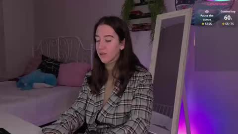 Snapshot of belle_via chatting on October 2025 03:47:02 PM Bella online show from October 2025 03:47:02 PM