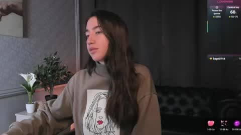 Snapshot of belle_via chatting on April 2026 03:38:02 PM Bella online show from April 2026 03:38:02 PM