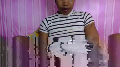 Snapshot of bellemiahxx chatting on December 2024 10:56:01 AM bellemiahXx online show from December 2024 10:56:01 AM