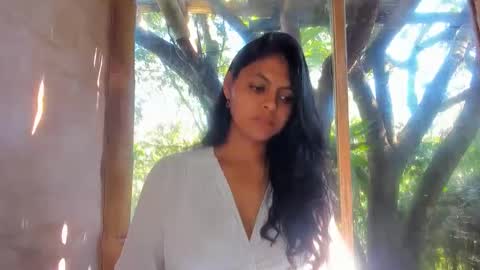 bellezacosmica online show from April 2026 01:23:01 PM