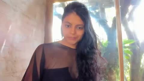 bellezacosmica online show from May 2026 01:51:02 PM