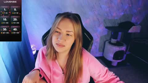 Snapshot of bellezza_ chatting on December 2024 10:47:01 AM Your Annabelle Wolf online show from December 2024 10:47:01 AM