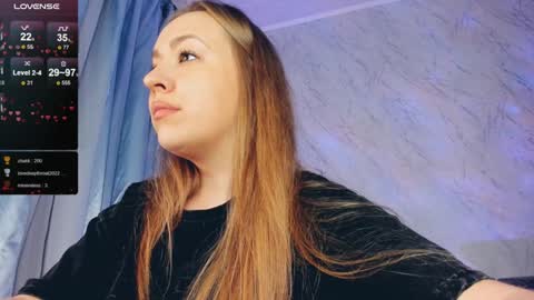 Snapshot of bellezza_ chatting on December 2024 04:51:01 PM Your Annabelle Wolf online show from December 2024 04:51:01 PM