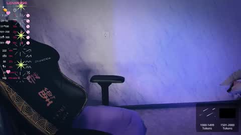 Snapshot of bellezza_ chatting on October 2025 07:26:02 PM Your Annabelle Wolf online show from October 2025 07:26:02 PM