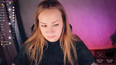 Snapshot of bellezza_ chatting on November 2025 03:00:01 PM Your Annabelle Wolf online show from November 2025 03:00:01 PM