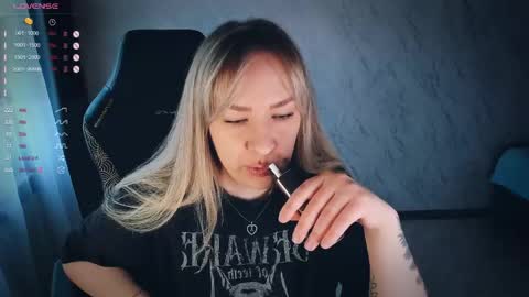 Your Annabelle Wolf  online show from May 2026 03:50:01 PM