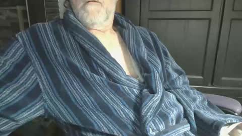 bendrinkin online show from March 2025 09:02:01 AM