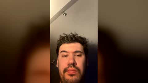 Snapshot of bendumont142 chatting on February 2026 09:19:02 AM bendumont142 online show from February 2026 09:19:02 AM