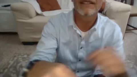 Snapshot of benedett22 chatting on November 2025 02:33:02 AM benedett22 online show from November 2025 02:33:02 AM