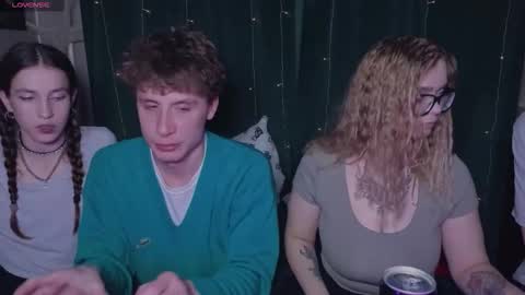 KENDALL  NATHAN online show from February 2026 04:32:01 PM